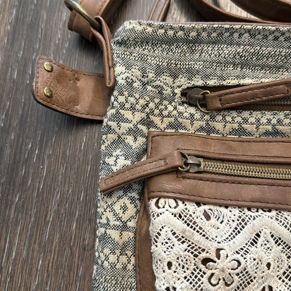 BOHEMIAN SATCHEL - Picture 2 of 7